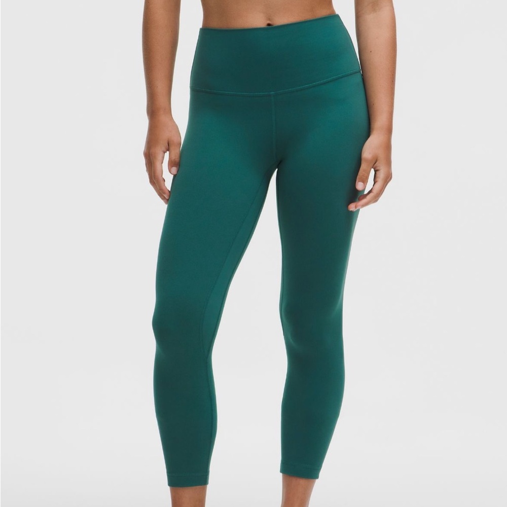 Lululemon’s Align HR Pant 25”